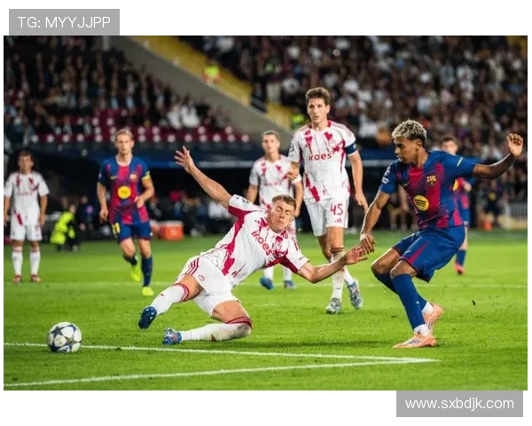 与球迷同行：勒沃库森迎战关键时刻